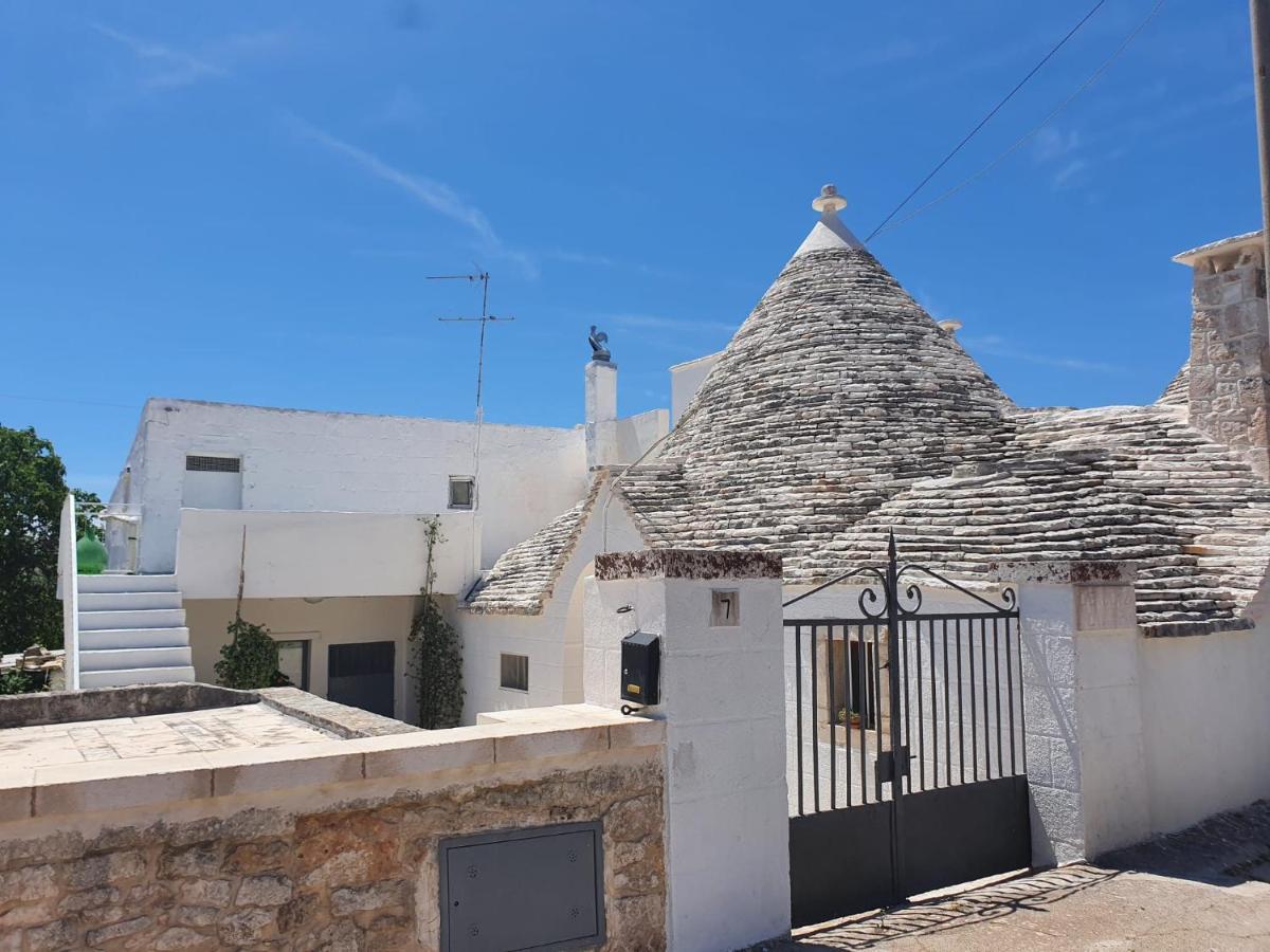 הוילה אלברובלו I Trulli Di Nonna Maria מראה חיצוני תמונה